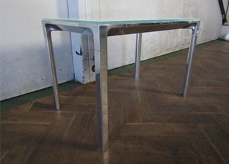 グラブ(GRAB)サイドテーブル