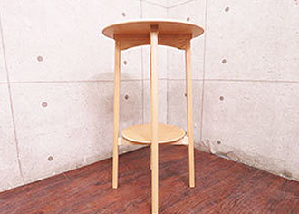 マッシュルーム テーブル（MUSHROOM TABLE）