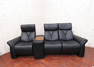 カリバン（Caliban）3人掛けソファ